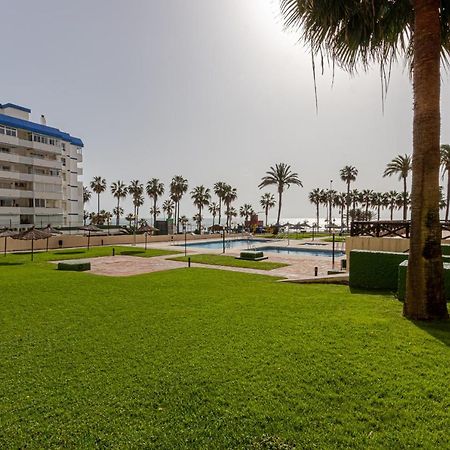 Beachfront With Spectacular Views And Swimming Pool بينالماذينا المظهر الخارجي الصورة