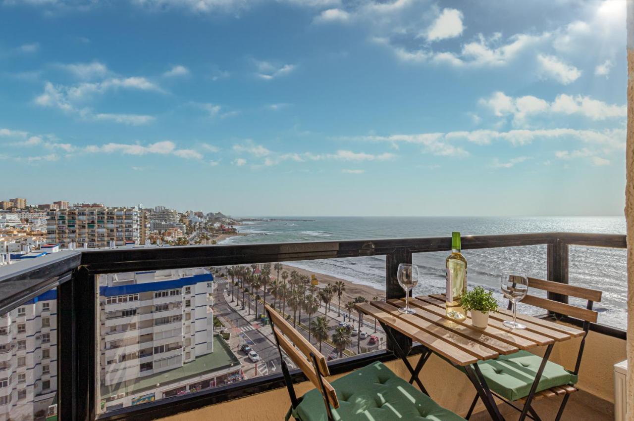 Beachfront With Spectacular Views And Swimming Pool بينالماذينا المظهر الخارجي الصورة